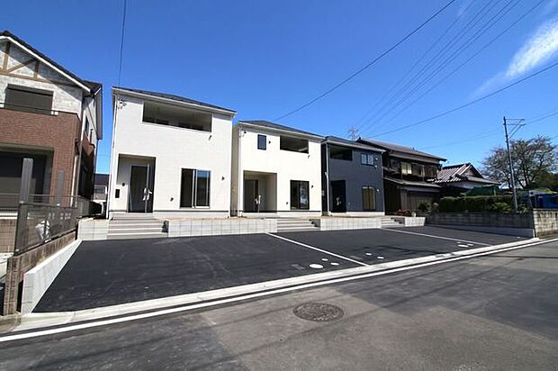 全3棟の新築戸建!同じ時期に生活をスタートするので、地域のことで分からないことも聞きやすいですね!