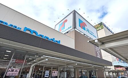 万代天王寺店：徒歩11分（850ｍ）
