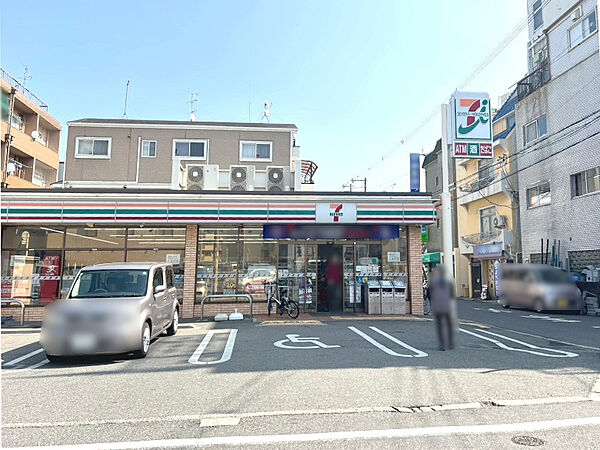 セブンイレブン大阪長居西1丁目店：徒歩4分（300ｍ）