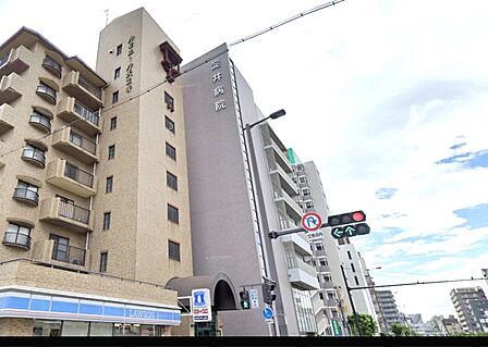 淀井病院まで80ｍ　徒歩約1分