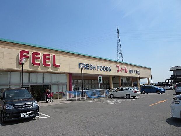 フィール大和店営業時間10:00〜20:00！！日曜日のみ9:00開店！！駐車場完備！！ 1110m