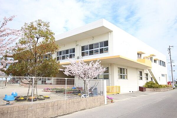 むつみみやこ幼稚園岡崎市野畑町にある私立の幼稚園です！　プレスクールがあり、お子様の慣らし保育、保護者の方の育児の軽減ができますね！ 670m
