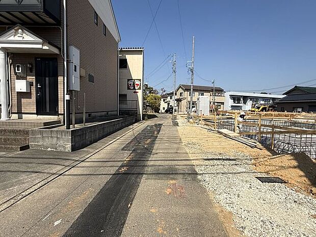 前面道路含む現地写真