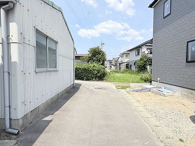 前面道路含む現地写真