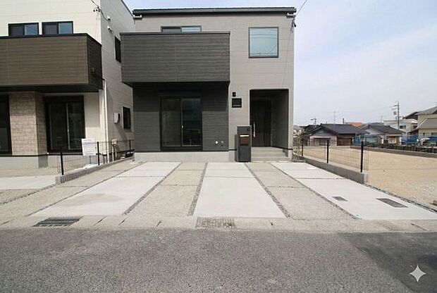 梅園小学校までは徒歩約2分!甲山中学校までは徒歩約10分!お子さまの通学にも安心な立地となります◎お気軽にお問合せください♪