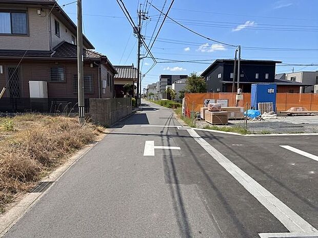 前面道路含む現地写真