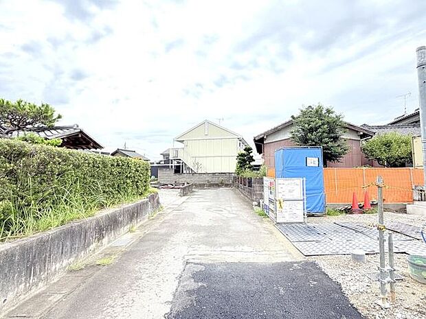 前面道路含む現地写真