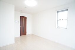 リブリ・オルタンシアII 302 3階1Kのリビング/ダイニング