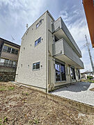 東松山駅より徒歩10分 新築 3階建の賃貸物件