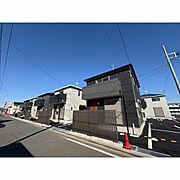 鴻巣駅より徒歩19分 築1年7ヶ月 2階建の賃貸物件