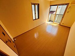 プルミエコート 201 2階1Kのリビング/ダイニング