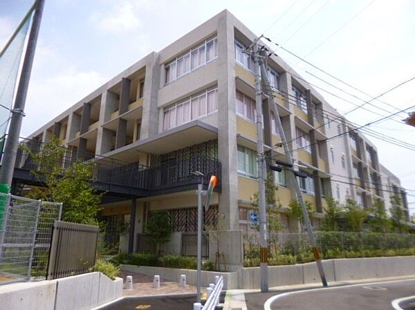 画像25:小学校「神戸市立神戸祇園小学校まで693m」
