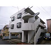 大倉山駅より徒歩9分 3階 築38年10ヶ月の賃貸物件