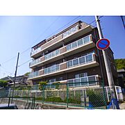 大倉山駅より徒歩13分 3階 築28年2ヶ月の賃貸物件