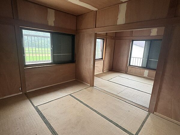 2階和室　6帖×2室