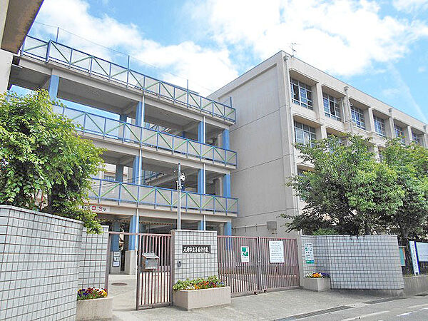 尼崎市立小園中学校