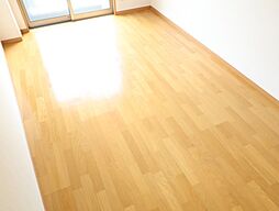 カネヴィアーノ 201 2階1Kのリビング/ダイニング