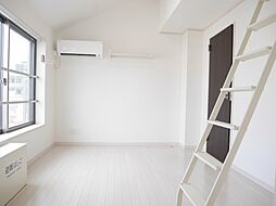 ノーザンロード綾瀬 203 2階ワンルームのリビング/ダイニング