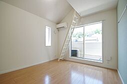 Ｃｒａｎｅ　Ｈｉｌｌｓ 2階1Kのリビング/ダイニング