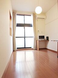 レオパレス英 103 1階1Kのリビング/ダイニング