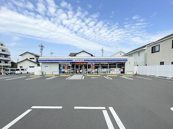 ローソン多賀城桜木一丁目店680ｍ