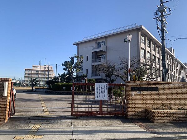 大阪府立西寝屋川高校