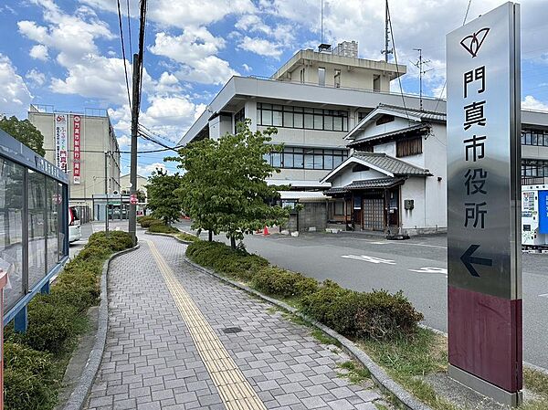 門真市役所