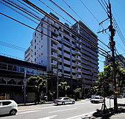 西鉄平尾駅より徒歩8分 築17年10ヶ月 10階建の賃貸物件