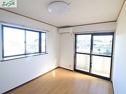 JR山陽本線 岡山駅 バス60分 和田下車 徒歩3分の賃貸アパート 2階2DKのリビング/ダイニング