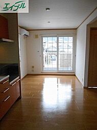 JR宇野線 八浜駅 徒歩7分の賃貸アパート 2階2LDKのリビング/ダイニング