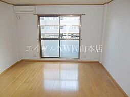 ウォークイン 3階1Kのリビング/ダイニング