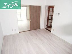 フォーエバーレジデンス今 2階2DKのリビング/ダイニング