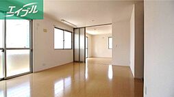 ラーバンコートII番館 3階3LDKのリビング/ダイニング