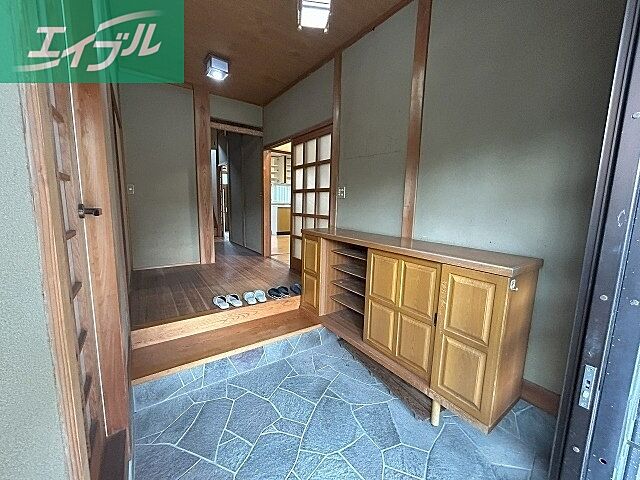 玄関