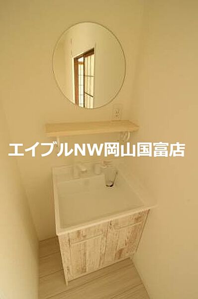画像12:洗面所