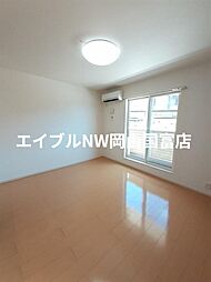 JR山陽本線 高島駅 徒歩5分の賃貸アパート 2階1LDKのリビング/ダイニング