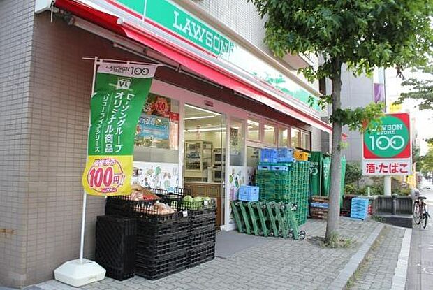 ローソンストア100松江七丁目店 240m