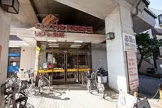 リブレ京成江戸川駅前店 徒歩10分。 730m