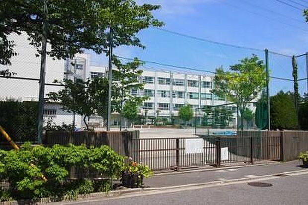 江戸川区立二之江小学校 徒歩7分。 540m