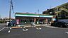 周辺：ファミリーマート市川入船店 徒歩5分。 400m