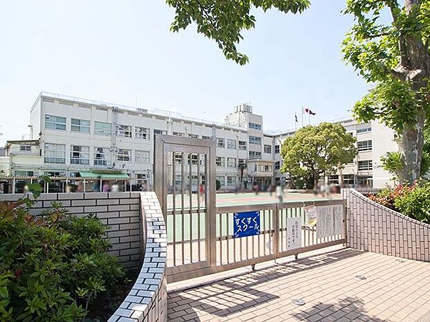 江戸川区立下小岩小学校 徒歩3分。 230m