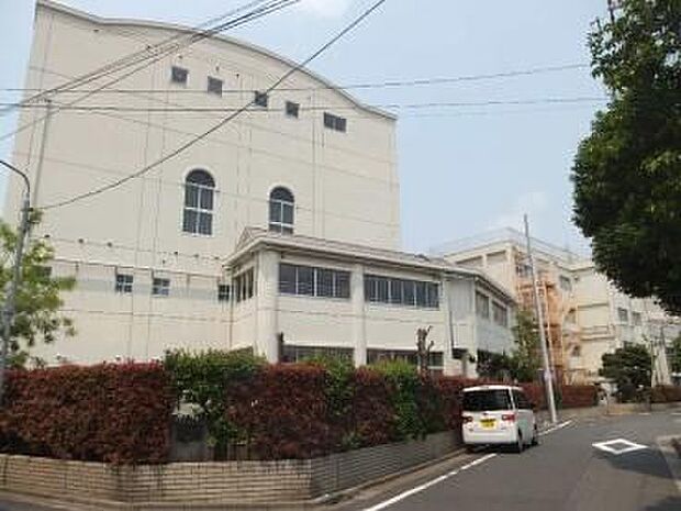 江戸川区立小岩第五中学校 徒歩17分。 1340m