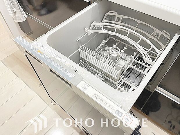 高温水や高圧水流を使う事で効率よく食器洗浄できます。殺菌効果も高いので哺乳瓶等を洗う際にも便利です。