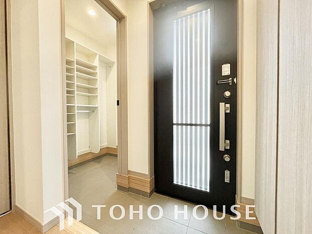 この場所には「希望」と「優越」で包み込んでくれる「特別」な空間があります。