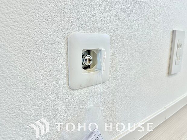 ガスコンセント標準装備。ガスストーブやガスファンヒーターをご利用頂ける冬場は重宝する設備です。