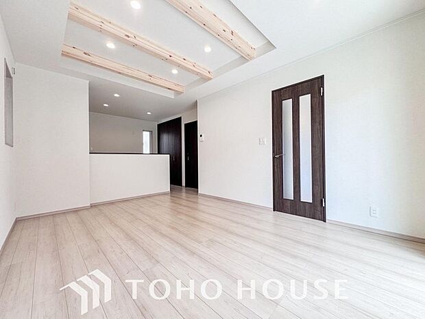 家は、ただ生活する場ではなく、笑顔の毎日、安らぎの日々のために、暮らしを愉しく、快適にする場所。