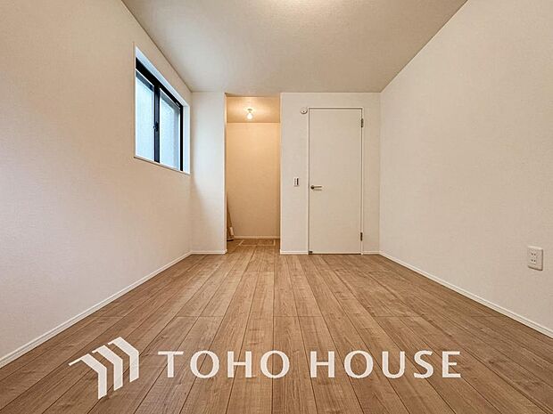 たっぷりと荷物が入るよう、ウォークインクローゼットを完備いたしました。