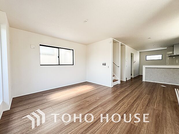 家は、ただ生活する場ではなく、笑顔の毎日、安らぎの日々のために、暮らしを愉しく、快適にする場所。