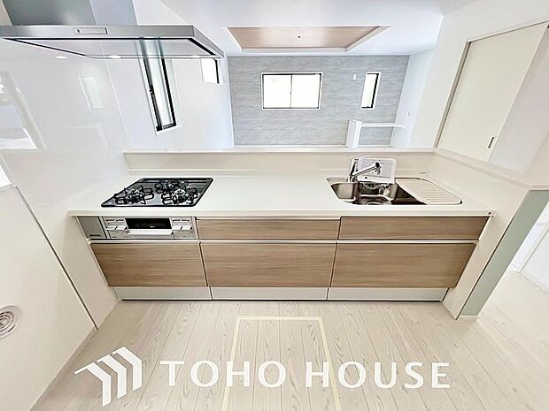 お料理の上手な方が、独壇場でお料理の腕を披露するスタイルに向いているキッチンです。