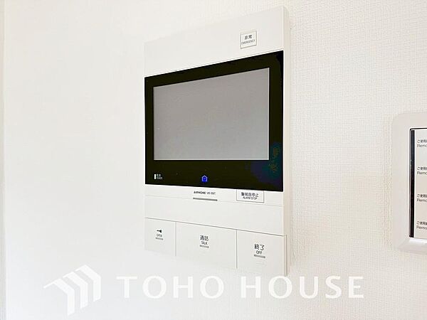 「見える安心」を実現するために、誰が訪れてもすぐにわかるようモニター付きインターホンを設置しました。